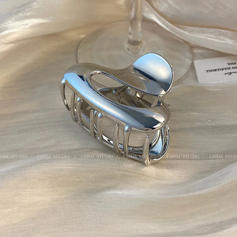 Geometric Irregular Medium Hair Claw Trendy Hair Accessories For Women Metal Gold Silver Black Claw Clips Girls Jewelry New 2023