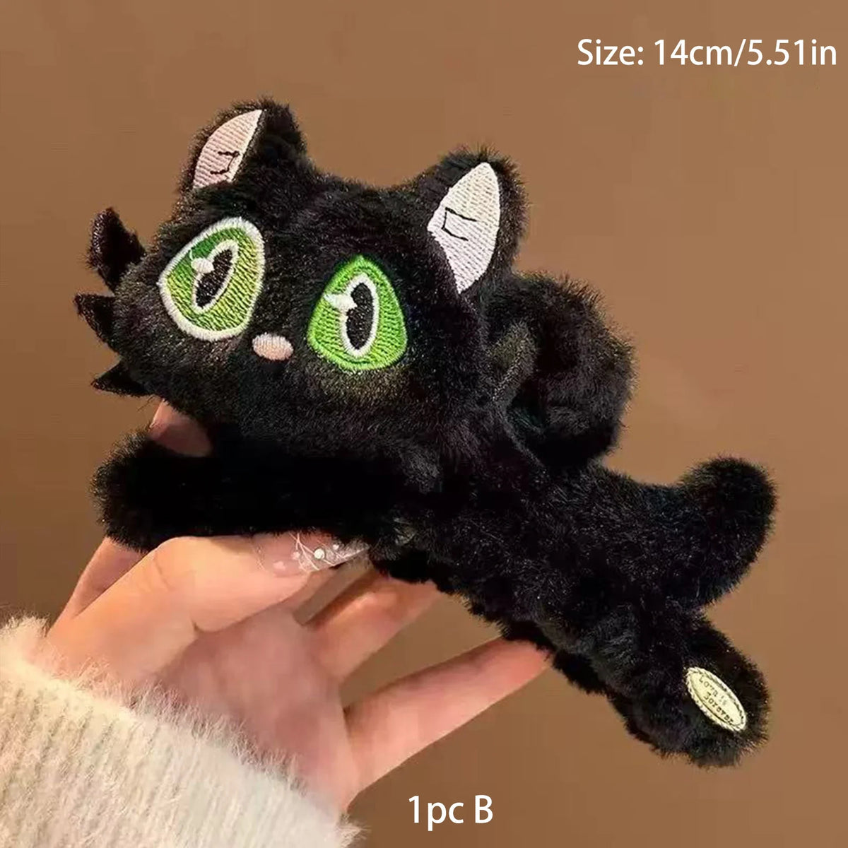 1pc New Cute Cat Hair Claw Autumn and Winter Cartoon Versatile Large Plush Hair Clip Shark Clip for the Back of the Head